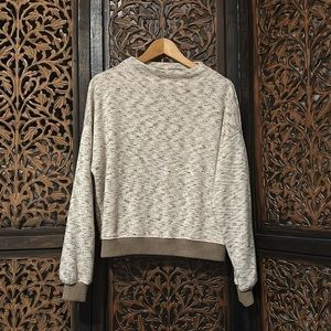 Hello Nite Los Angeles - Cozy Sweater, Cream & Green